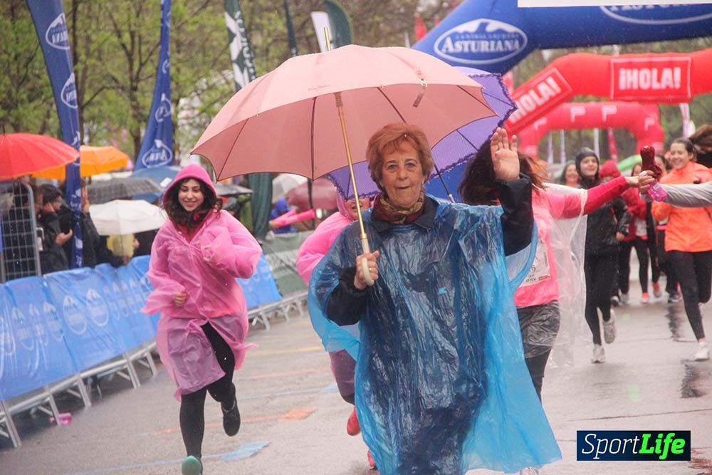 Carrera de la Mujer Madrid meta 6 Arco derecho de 10.33 a 10.45