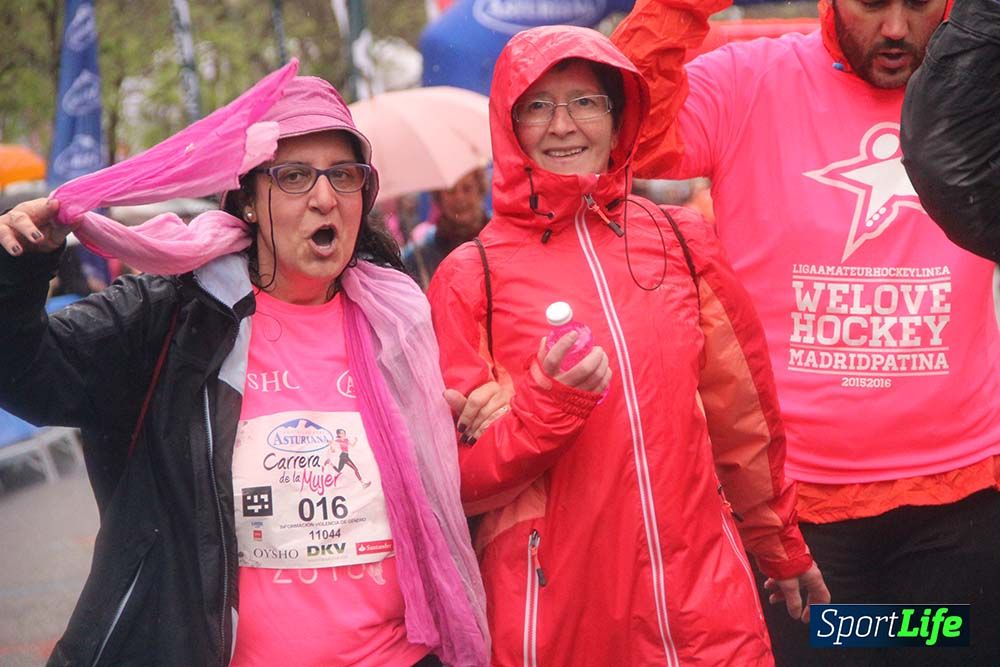 Carrera de la Mujer Madrid meta 6 Arco derecho de 10.33 a 10.45
