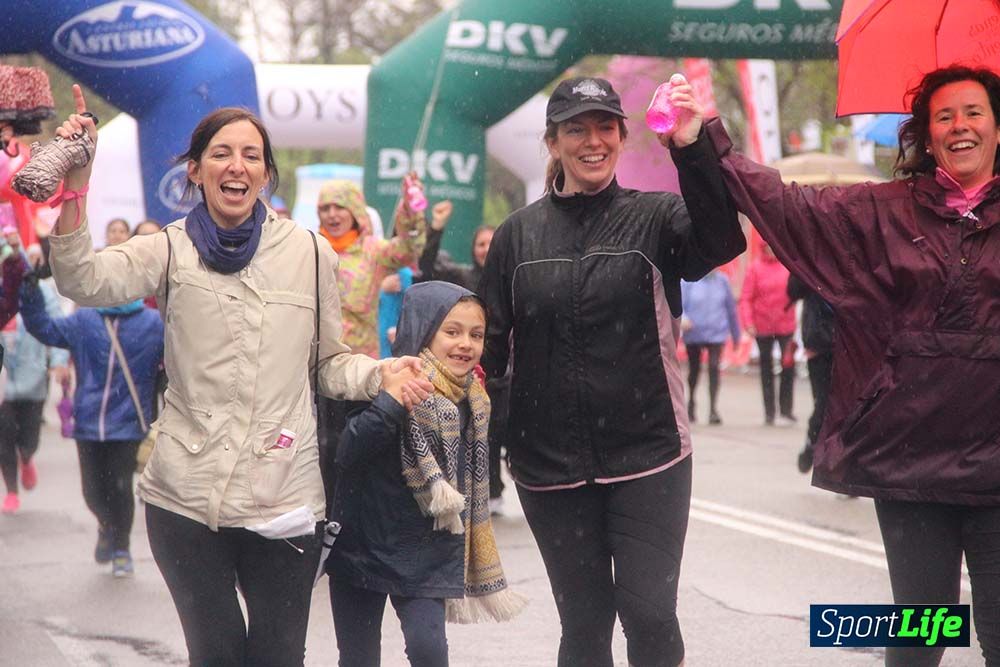 Carrera de la Mujer Madrid meta 6 Arco derecho de 10.33 a 10.45