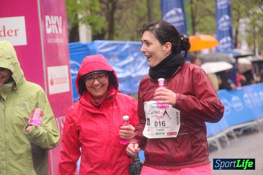 Carrera de la Mujer Madrid meta 6 Arco derecho de 10.33 a 10.45