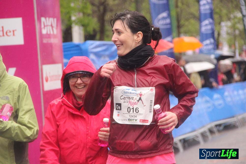 Carrera de la Mujer Madrid meta 6 Arco derecho de 10.33 a 10.45