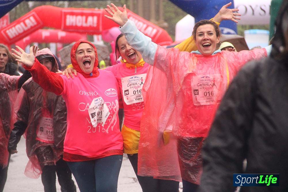 Carrera de la Mujer Madrid meta 6 Arco derecho de 10.33 a 10.45