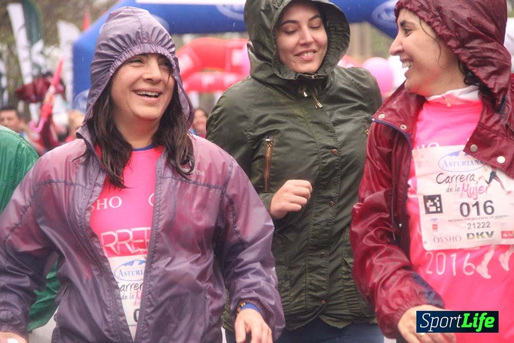Carrera de la Mujer Madrid meta 6 Arco derecho de 10.33 a 10.45
