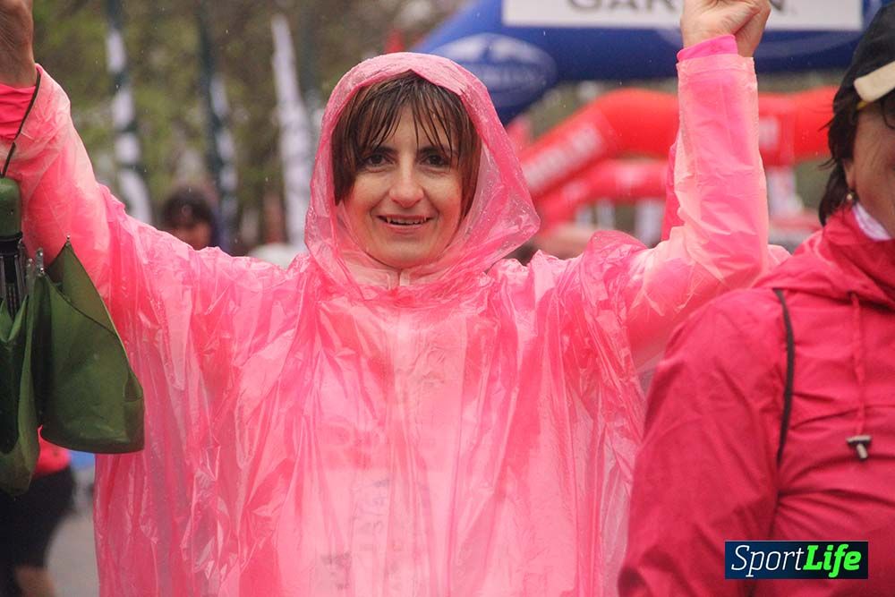 Carrera de la Mujer Madrid meta 6 Arco derecho de 10.33 a 10.45