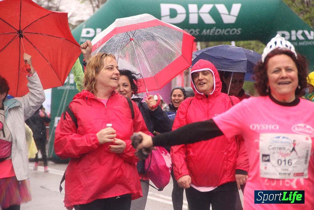 Carrera de la Mujer Madrid meta 6 Arco derecho de 10.33 a 10.45