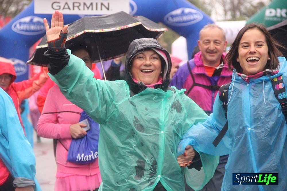 Carrera de la Mujer Madrid meta 6 Arco derecho de 10.33 a 10.45