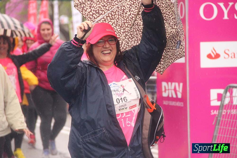 Carrera de la Mujer Madrid meta 6 Arco derecho de 10.33 a 10.45