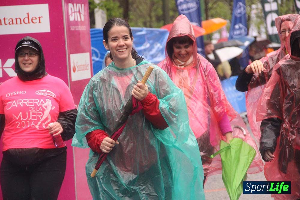 Carrera de la Mujer Madrid meta 6 Arco derecho de 10.33 a 10.45