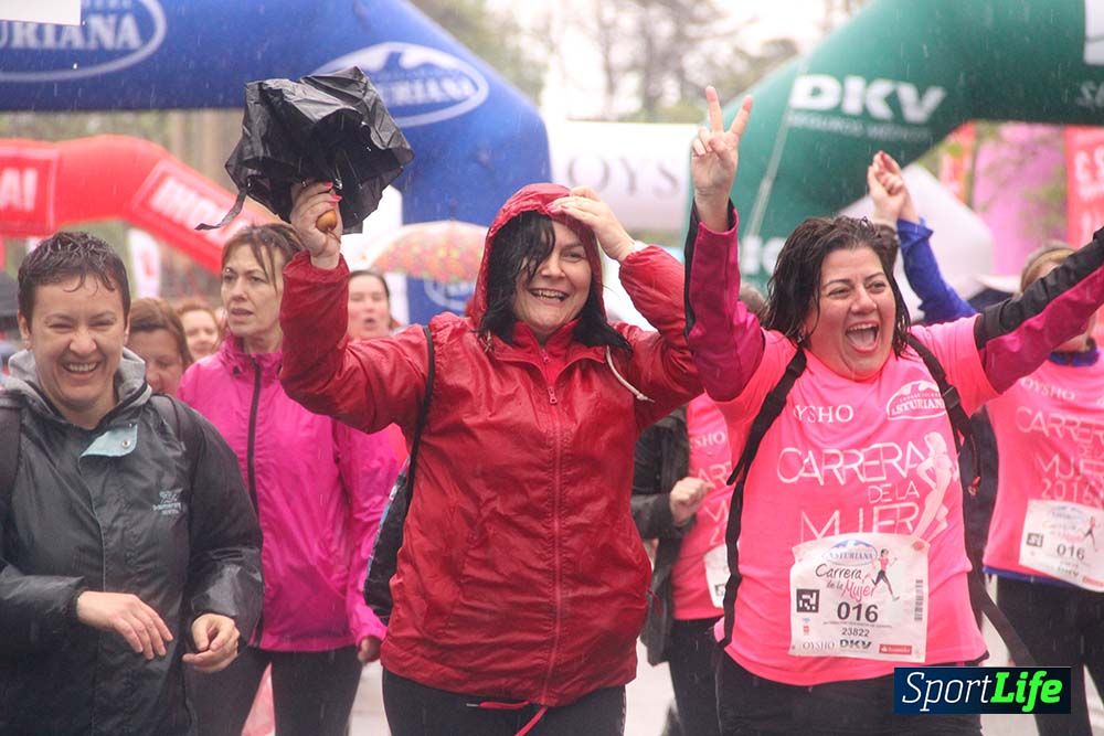 Carrera de la Mujer Madrid meta 6 Arco derecho de 10.33 a 10.45