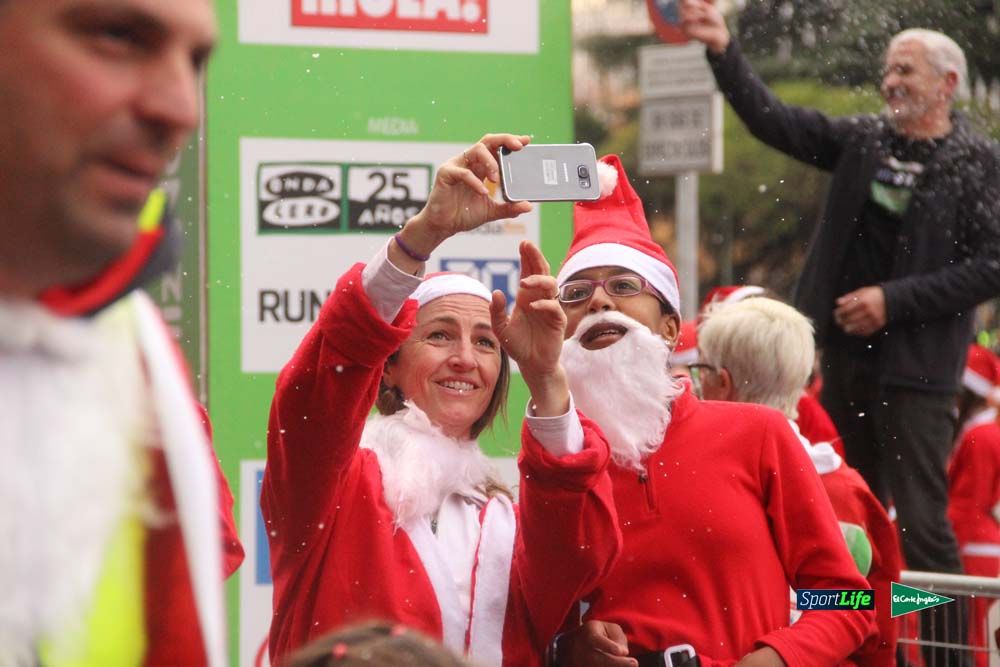 Carrera Papa Noel entrada en meta