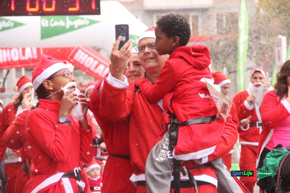 Carrera Papa Noel entrada en meta