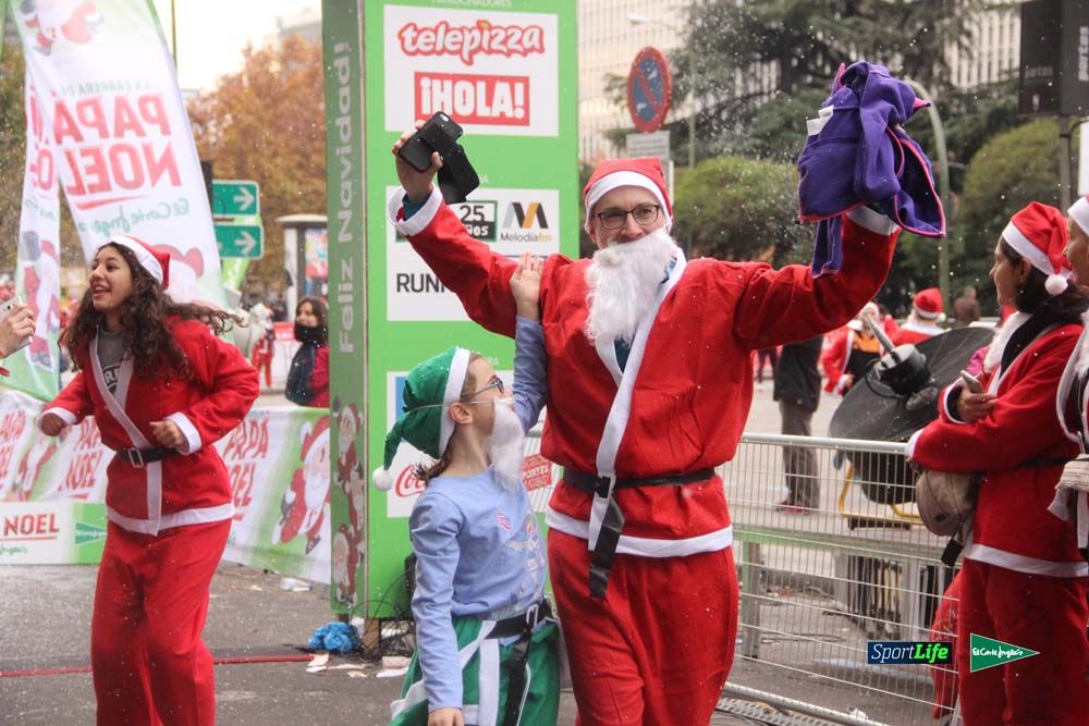 Carrera Papa Noel entrada en meta