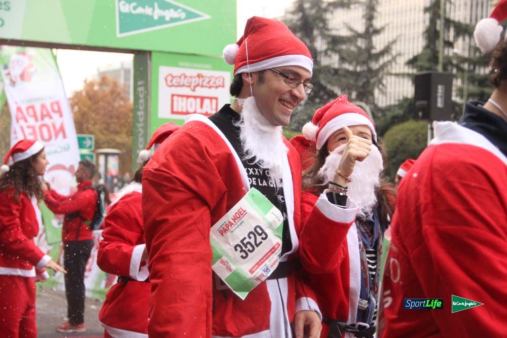 Carrera Papa Noel entrada en meta