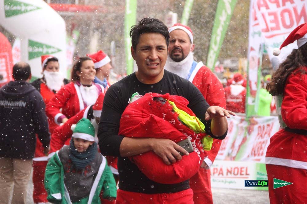 Carrera Papa Noel entrada en meta