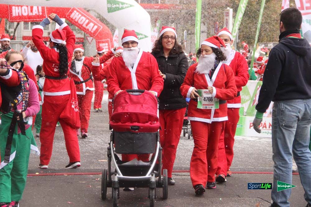 Carrera Papa Noel entrada en meta