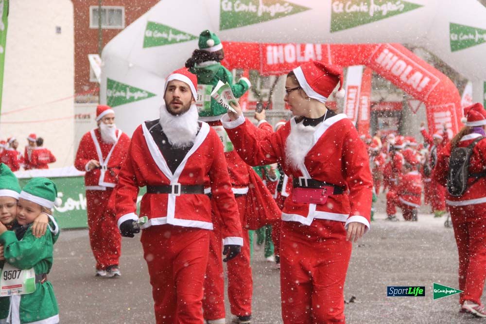 Carrera Papa Noel entrada en meta
