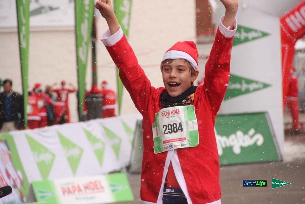 Carrera Papa Noel entrada en meta