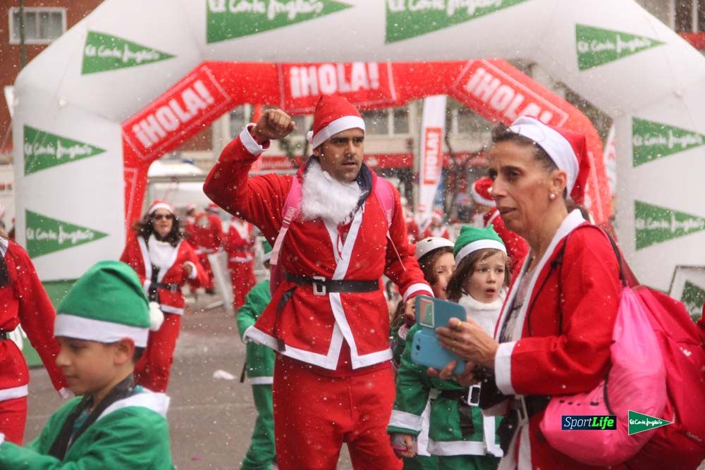 Carrera Papa Noel entrada en meta