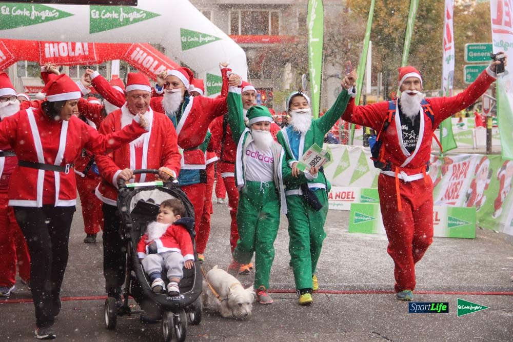 Carrera Papa Noel entrada en meta