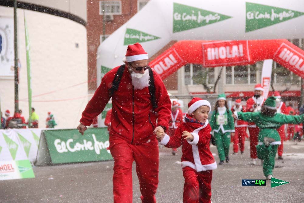 Carrera Papa Noel entrada en meta