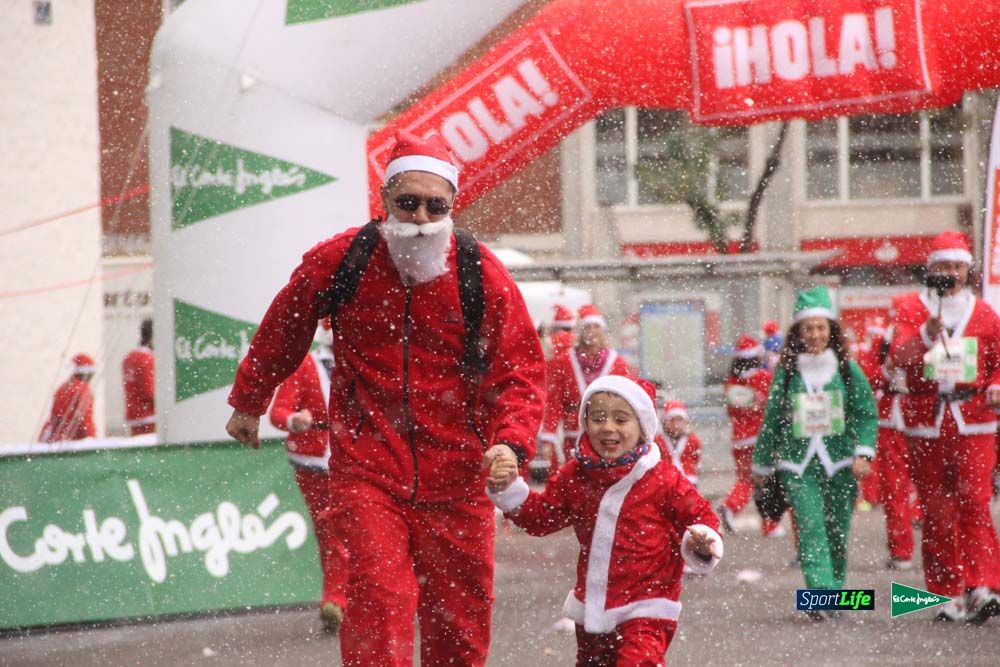 Carrera Papa Noel entrada en meta