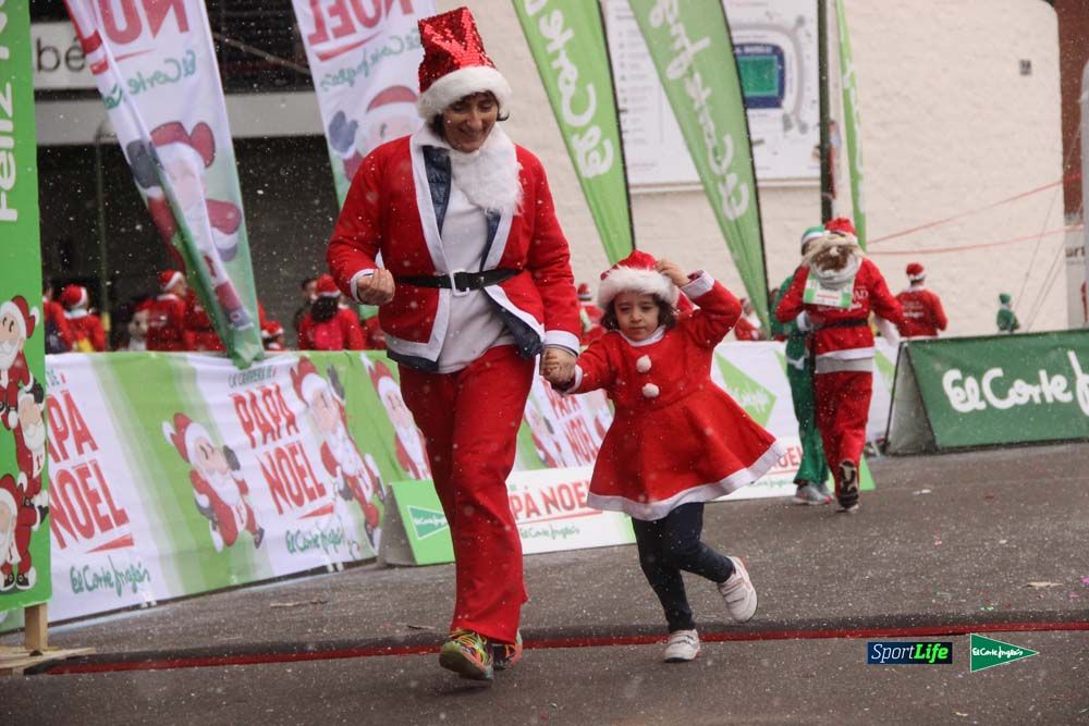 Carrera Papa Noel entrada en meta