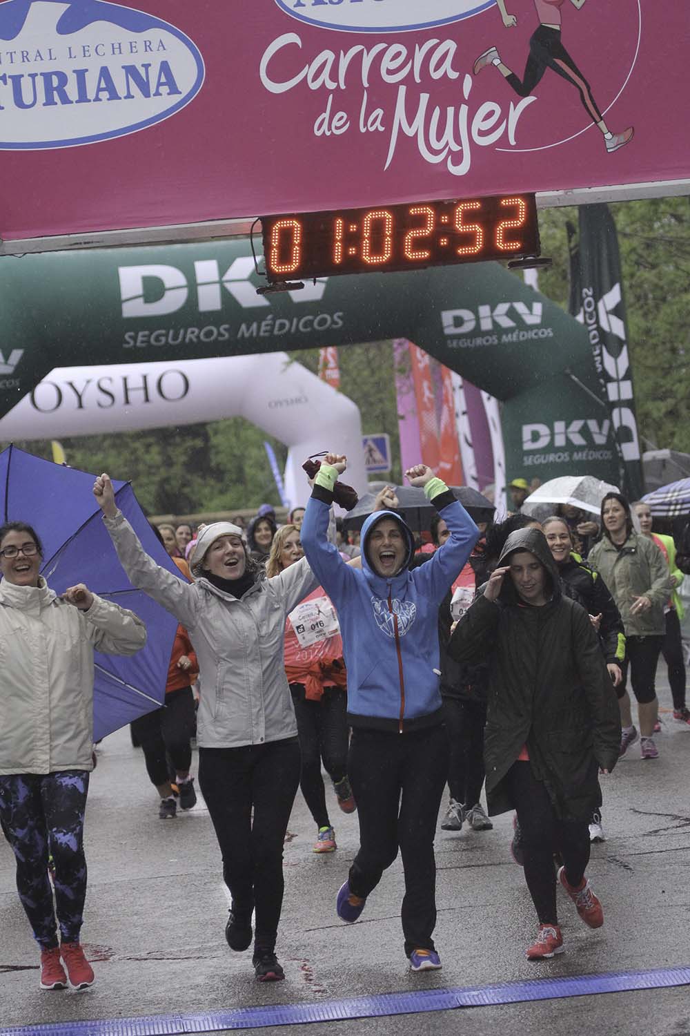 Carrera de la Mujer Madrid meta 11 Arco Izquierdo de 10 a 10.12