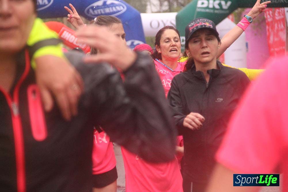 Galería Carrera de la Mujer Madrid Meta Arco Derecho 9.40 a 9.52