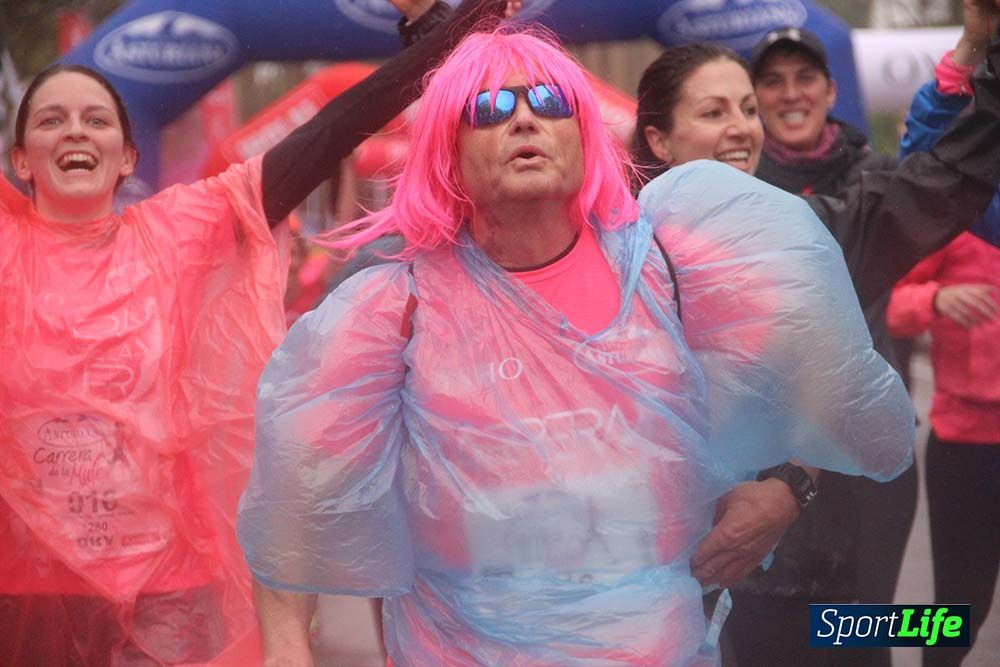 Galería Carrera de la Mujer Madrid Meta Arco Derecho 9.40 a 9.52