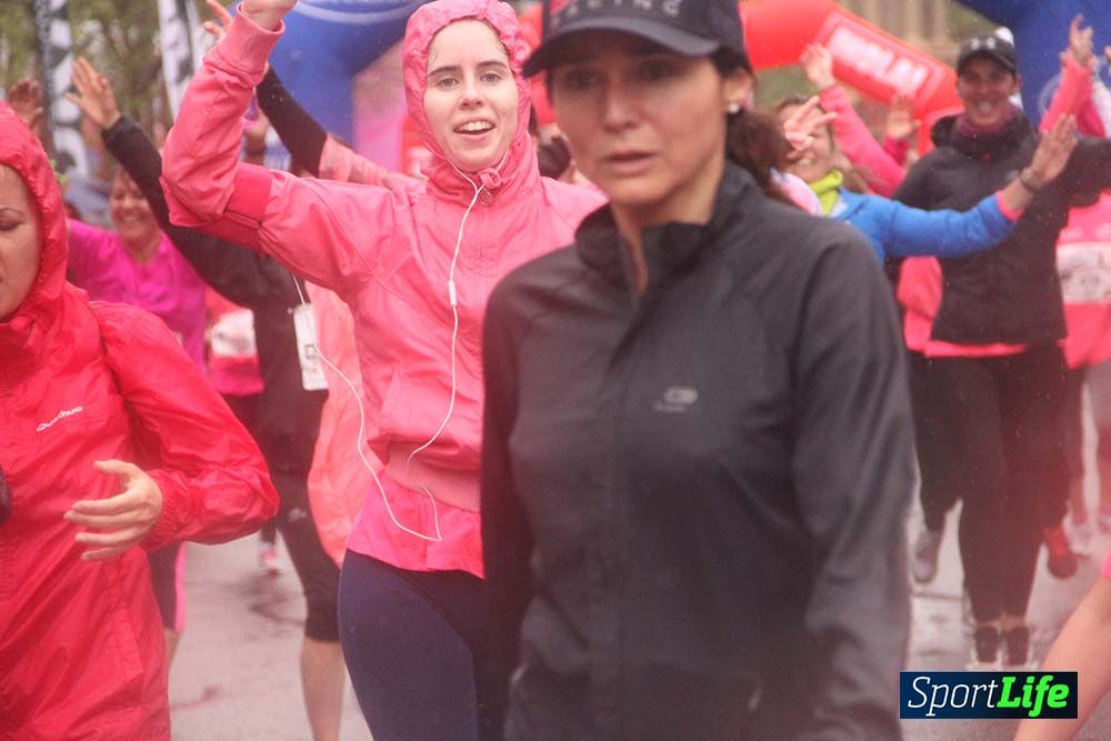 Galería Carrera de la Mujer Madrid Meta Arco Derecho 9.40 a 9.52