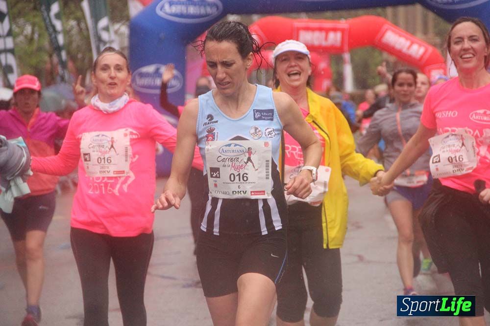Galería Carrera de la Mujer Madrid Meta Arco Derecho 9.40 a 9.52