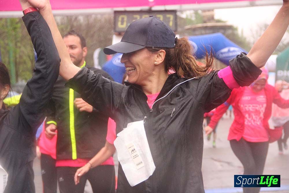 Galería Carrera de la Mujer Madrid Meta Arco Derecho 9.40 a 9.52