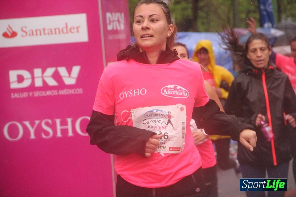Galería Carrera de la Mujer Madrid Meta Arco Derecho 9.40 a 9.52