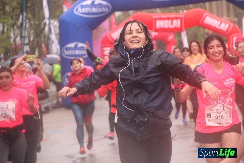 Galería Carrera de la Mujer Madrid Meta Arco Derecho 9.40 a 9.52