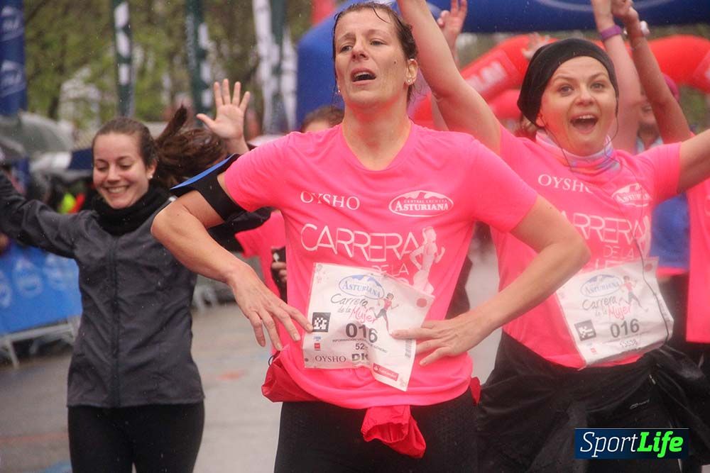 Galería Carrera de la Mujer Madrid Meta Arco Derecho 9.40 a 9.52
