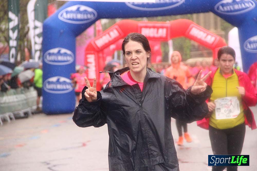 Galería Carrera de la Mujer Madrid Meta Arco Derecho 9.40 a 9.52