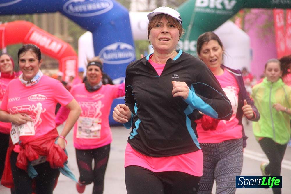 Galería Carrera de la Mujer Madrid Meta Arco Derecho 9.40 a 9.52