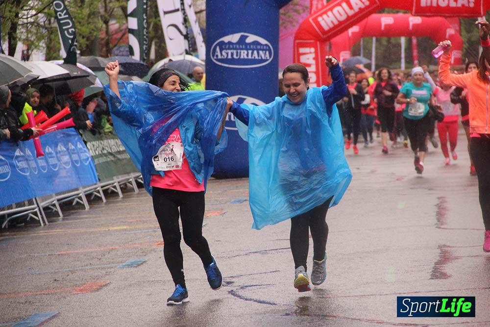Galería Carrera de la Mujer Madrid Meta Arco Derecho 9.40 a 9.52