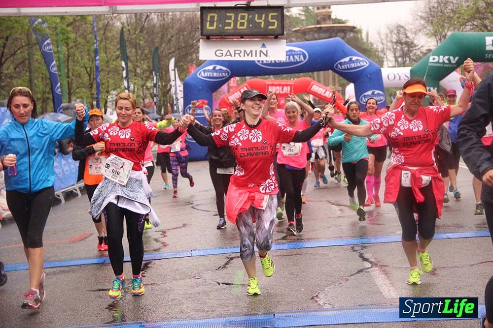 Galería Carrera de la Mujer Madrid Meta Arco Derecho 9.40 a 9.52