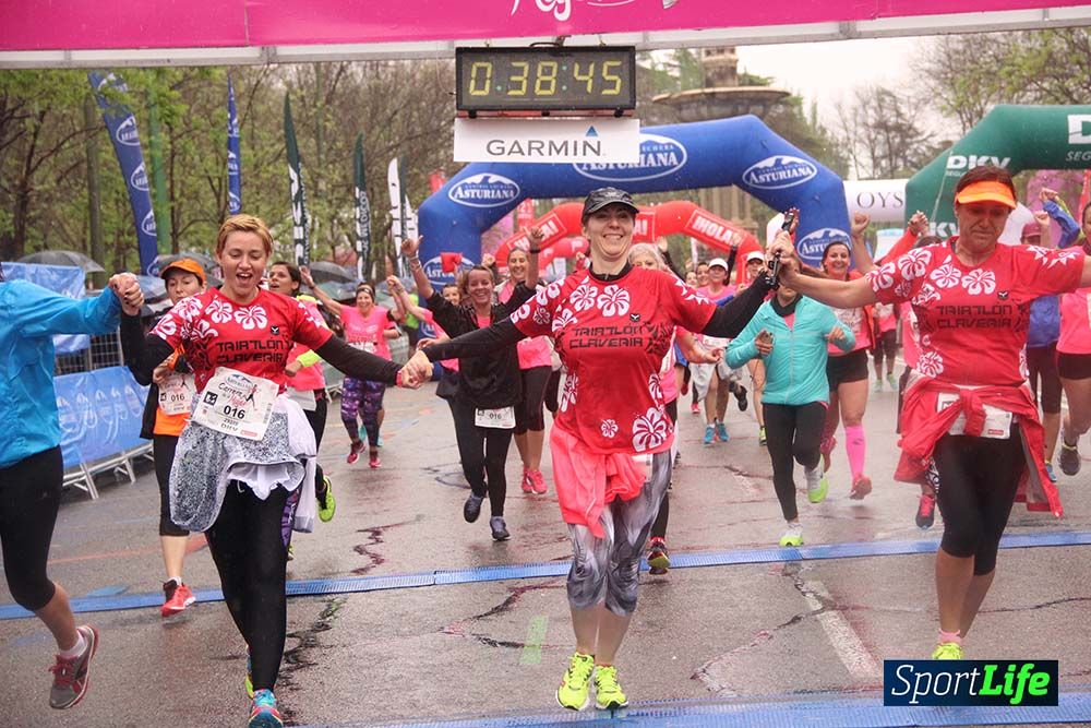 Galería Carrera de la Mujer Madrid Meta Arco Derecho 9.40 a 9.52