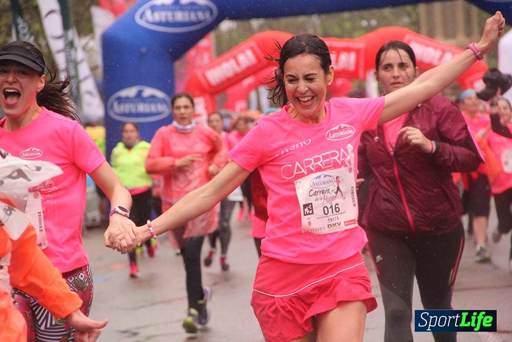 Galería Carrera de la Mujer Madrid Meta Arco Derecho 9.40 a 9.52