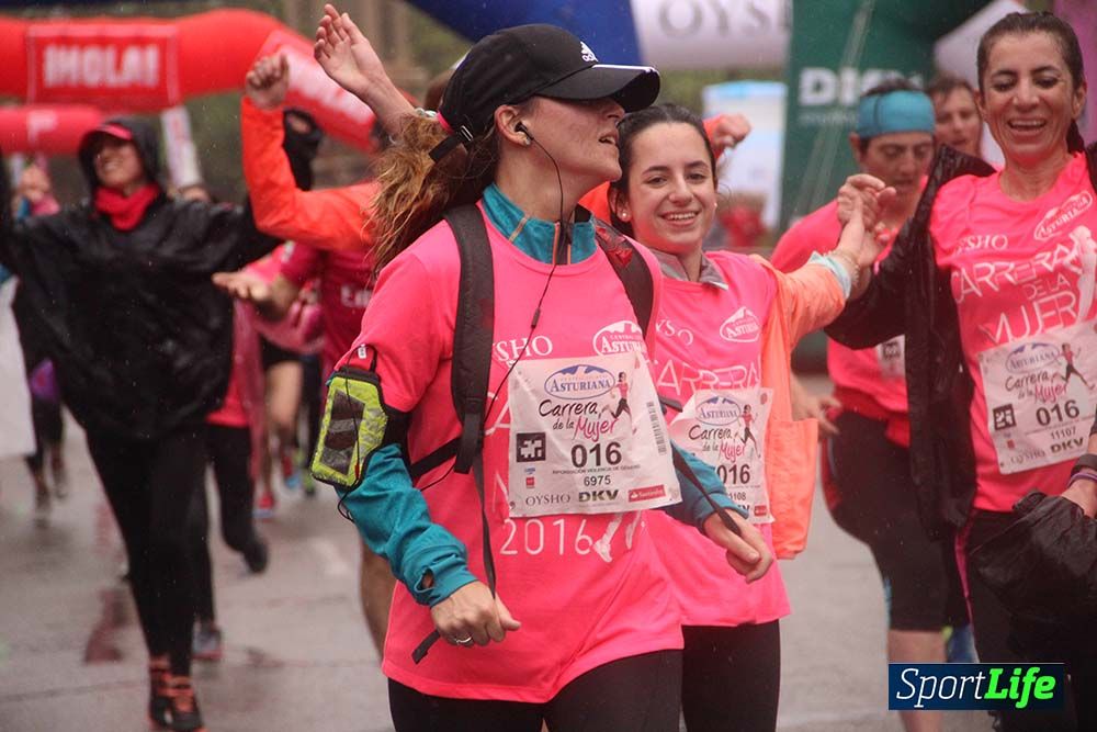 Galería Carrera de la Mujer Madrid Meta Arco Derecho 9.40 a 9.52