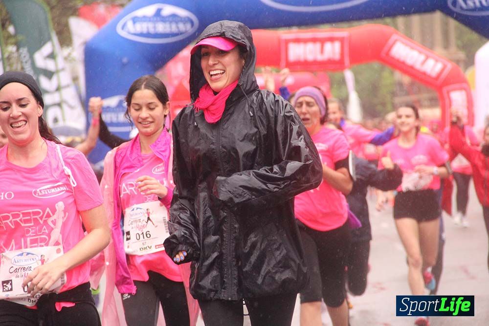 Galería Carrera de la Mujer Madrid Meta Arco Derecho 9.40 a 9.52