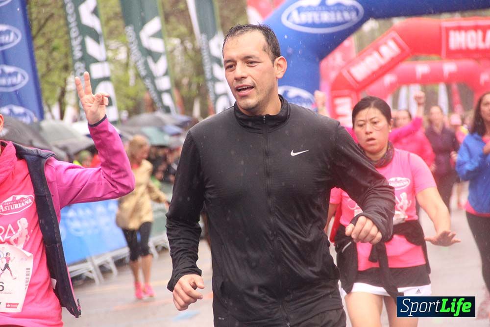 Galería Carrera de la Mujer Madrid Meta Arco Derecho 9.40 a 9.52