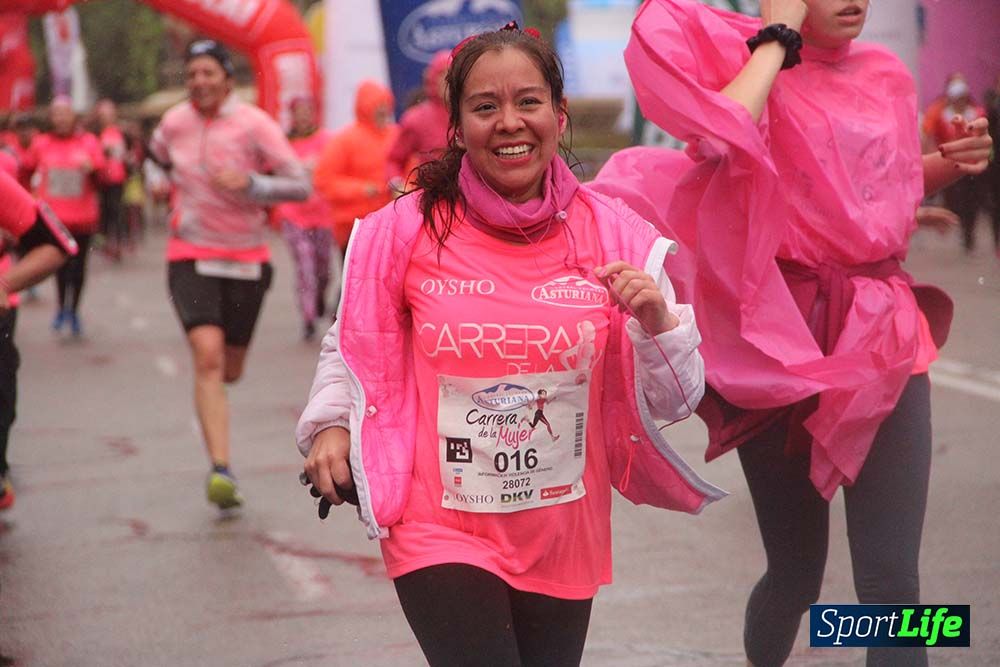 Galería Carrera de la Mujer Madrid Meta Arco Derecho 9.40 a 9.52