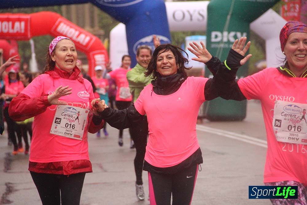 Galería Carrera de la Mujer Madrid Meta Arco Derecho 9.40 a 9.52