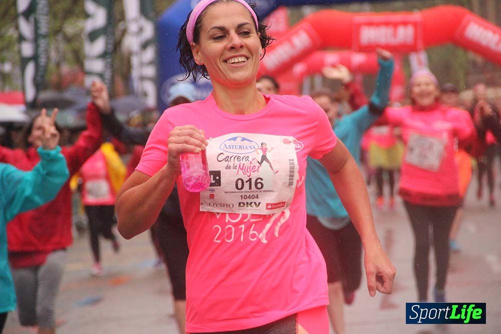 Galería Carrera de la Mujer Madrid Meta Arco Derecho 9.40 a 9.52