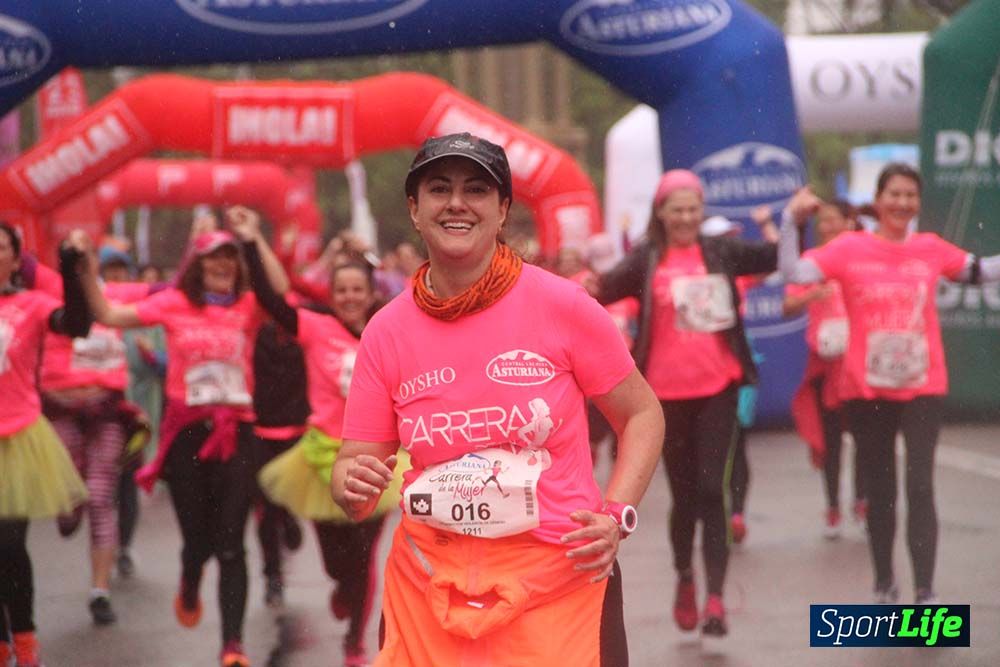 Galería Carrera de la Mujer Madrid Meta Arco Derecho 9.40 a 9.52