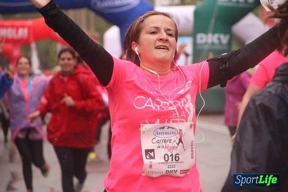 Galería Carrera de la Mujer Madrid Meta Arco Derecho 9.40 a 9.52