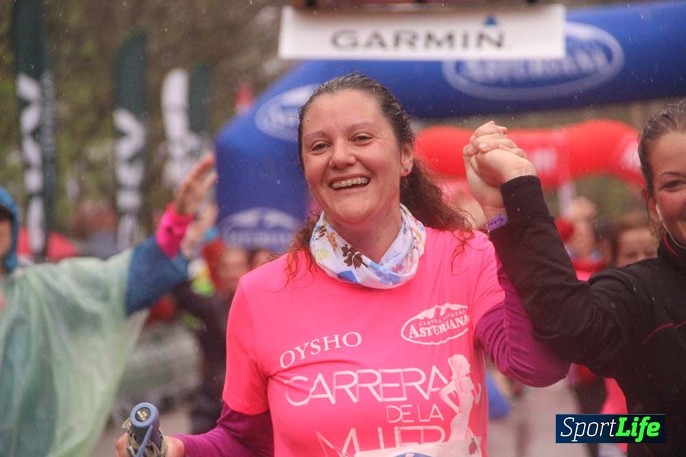 Galería Carrera de la Mujer Madrid Meta Arco Derecho 9.40 a 9.52